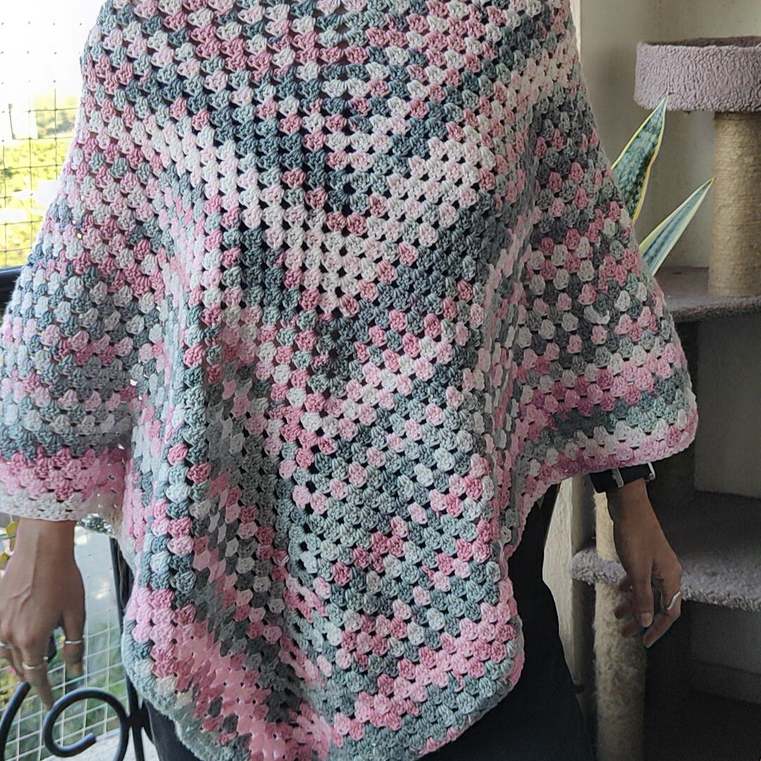 Poncho – Pink and Grey