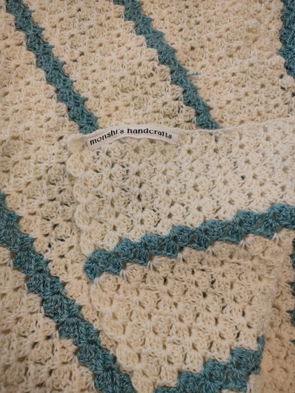 Little Lamb Crochet Blanket - Image 2